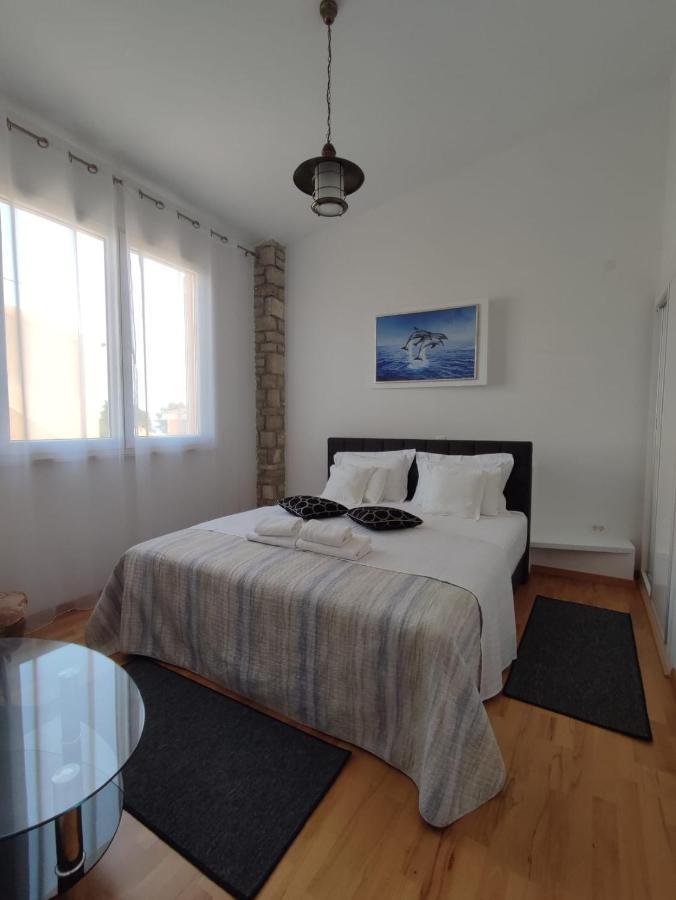 Apartment Sandrica Stomorska Ngoại thất bức ảnh